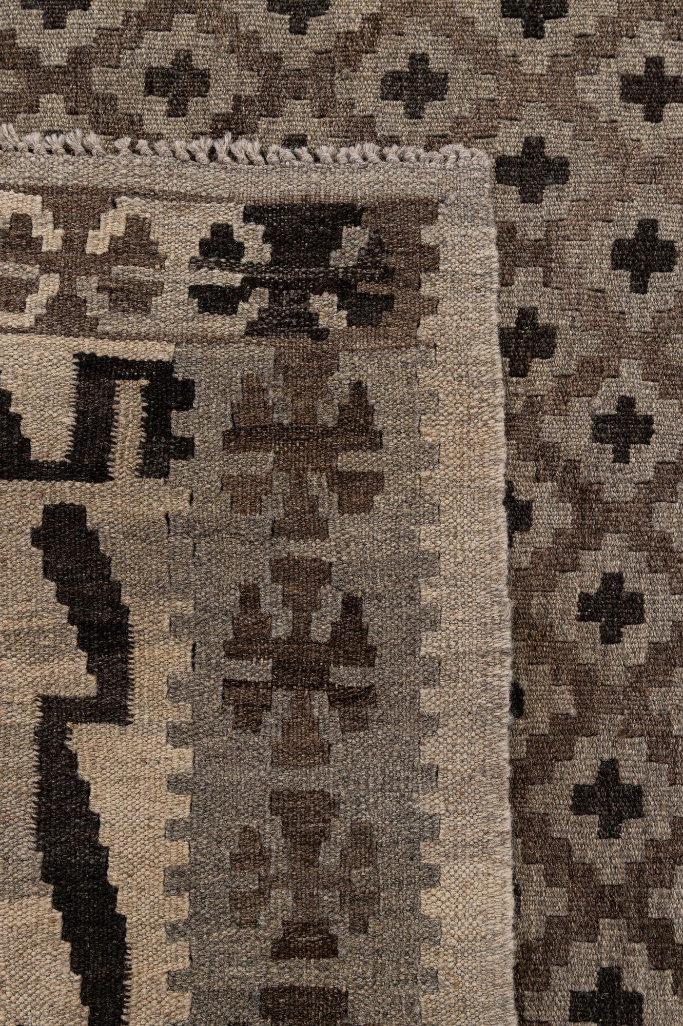 4' 3 x 5' 10 Hand Woven Kilim Maymana Wool Rug