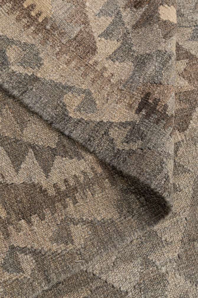 4' 2 x 6' Hand Woven Kilim Maymana Wool Rug