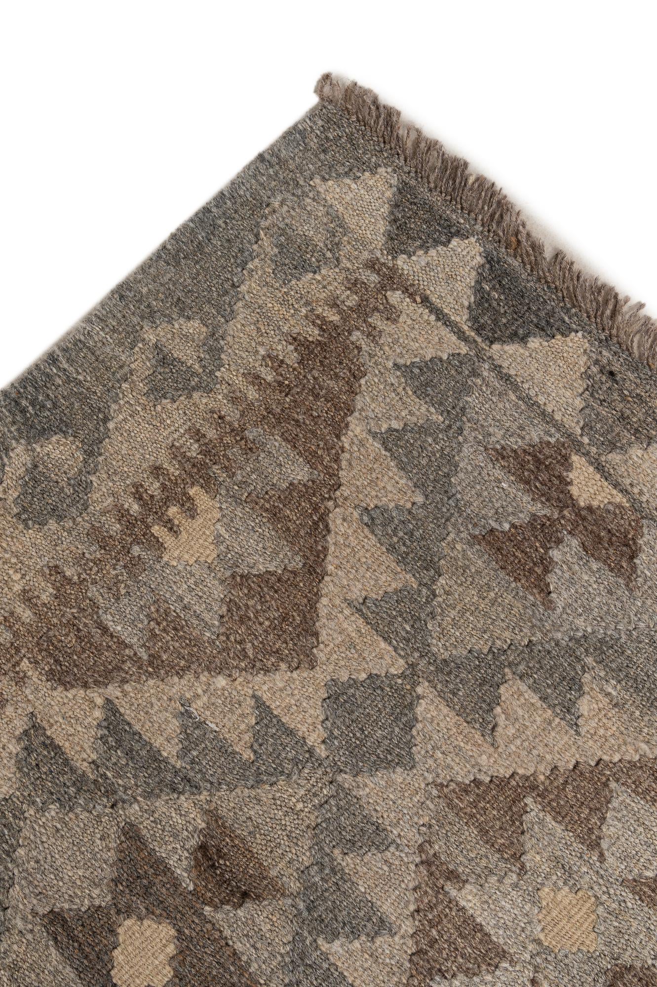4' 2 x 6' Hand Woven Kilim Maymana Wool Rug