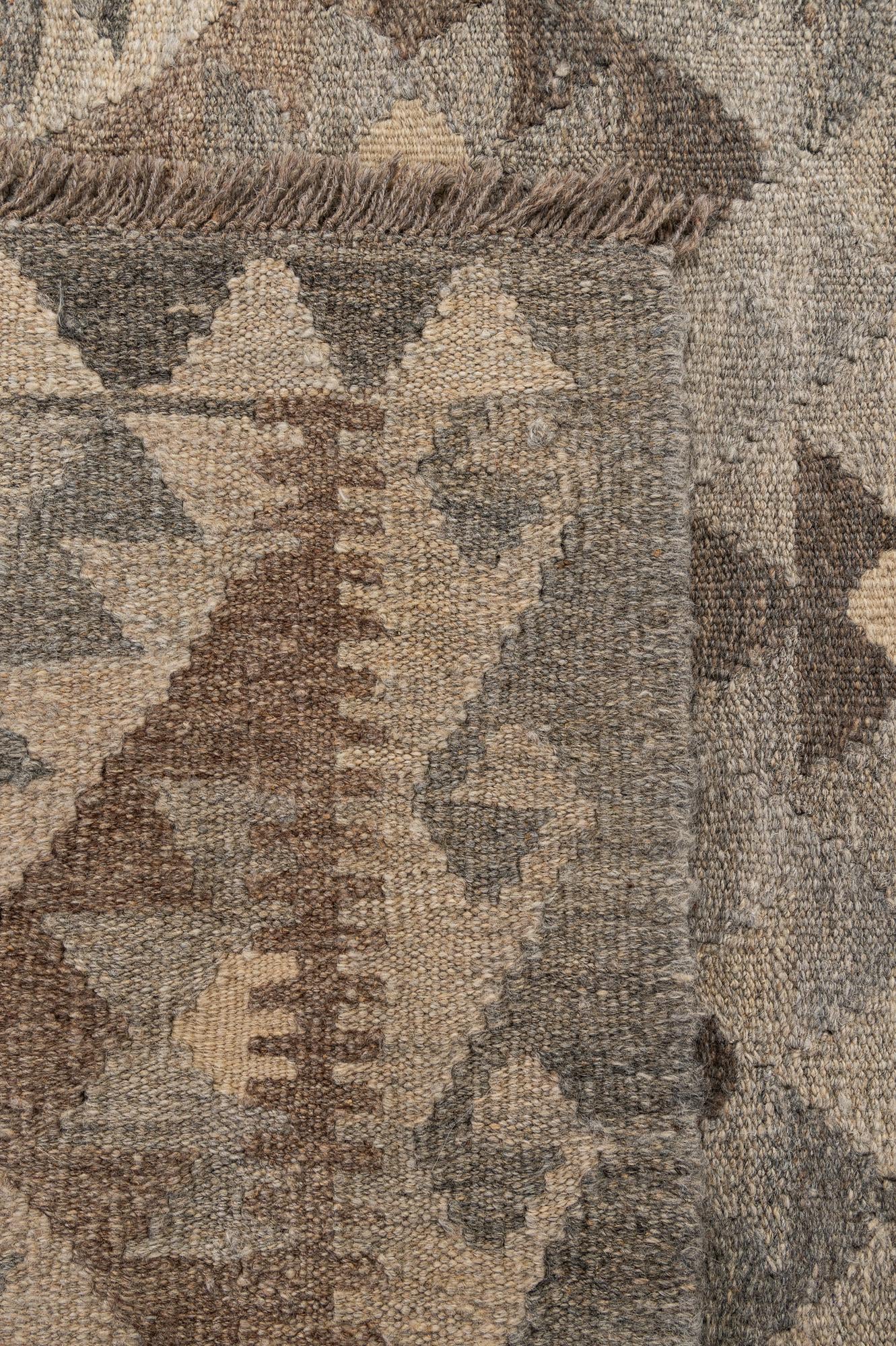 4' 2 x 6' Hand Woven Kilim Maymana Wool Rug