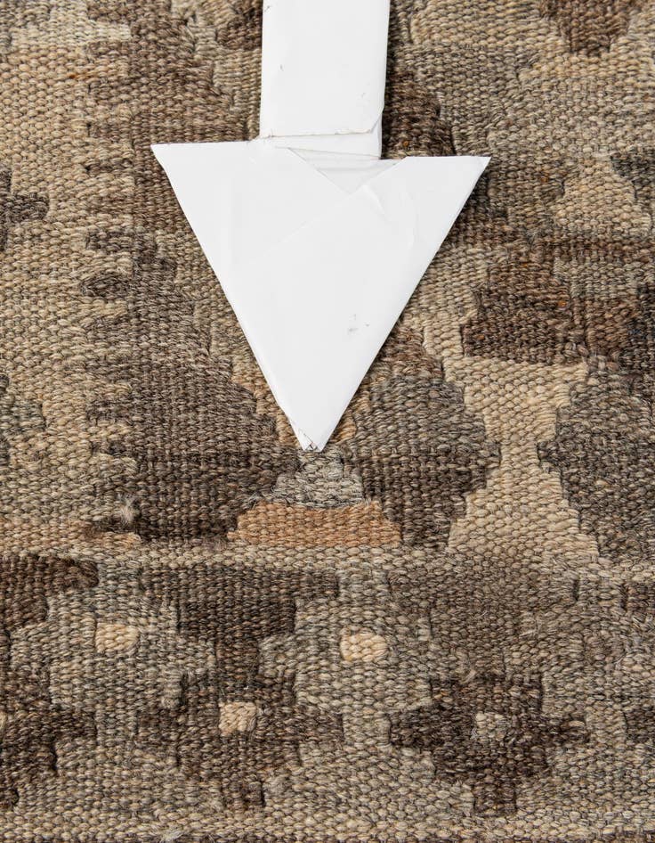 Detail image of 4' 2 x 6' 1  Hand Woven Kilim Maymana Wool Rug