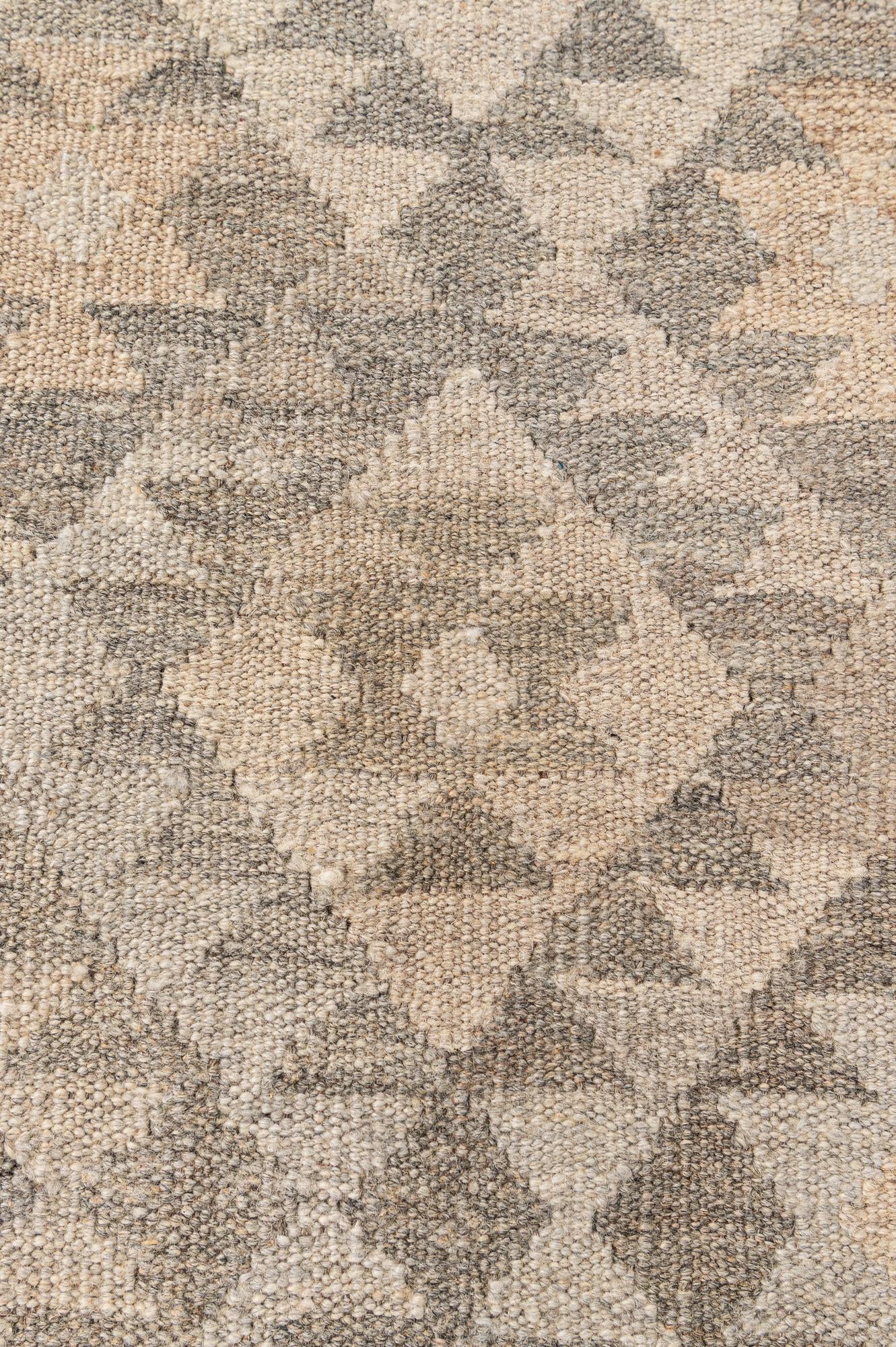 4' 5 x 5' 10 Hand Woven Kilim Maymana Wool Rug