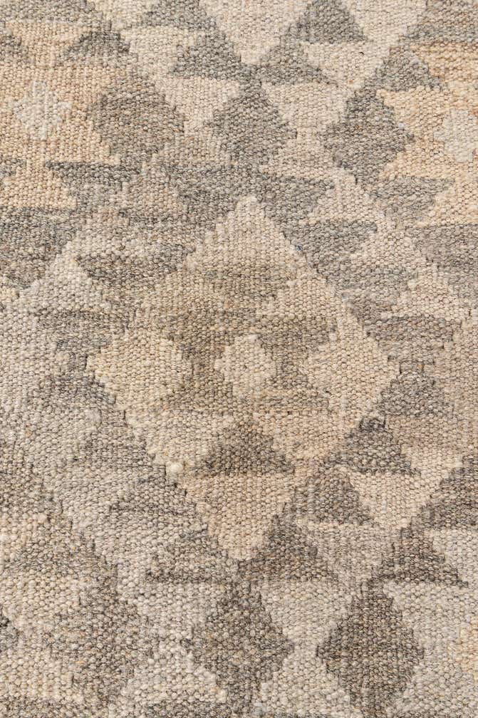 4' 5 x 5' 10 Hand Woven Kilim Maymana Wool Rug