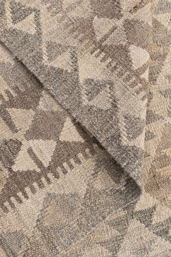 4' 5 x 5' 10 Hand Woven Kilim Maymana Wool Rug