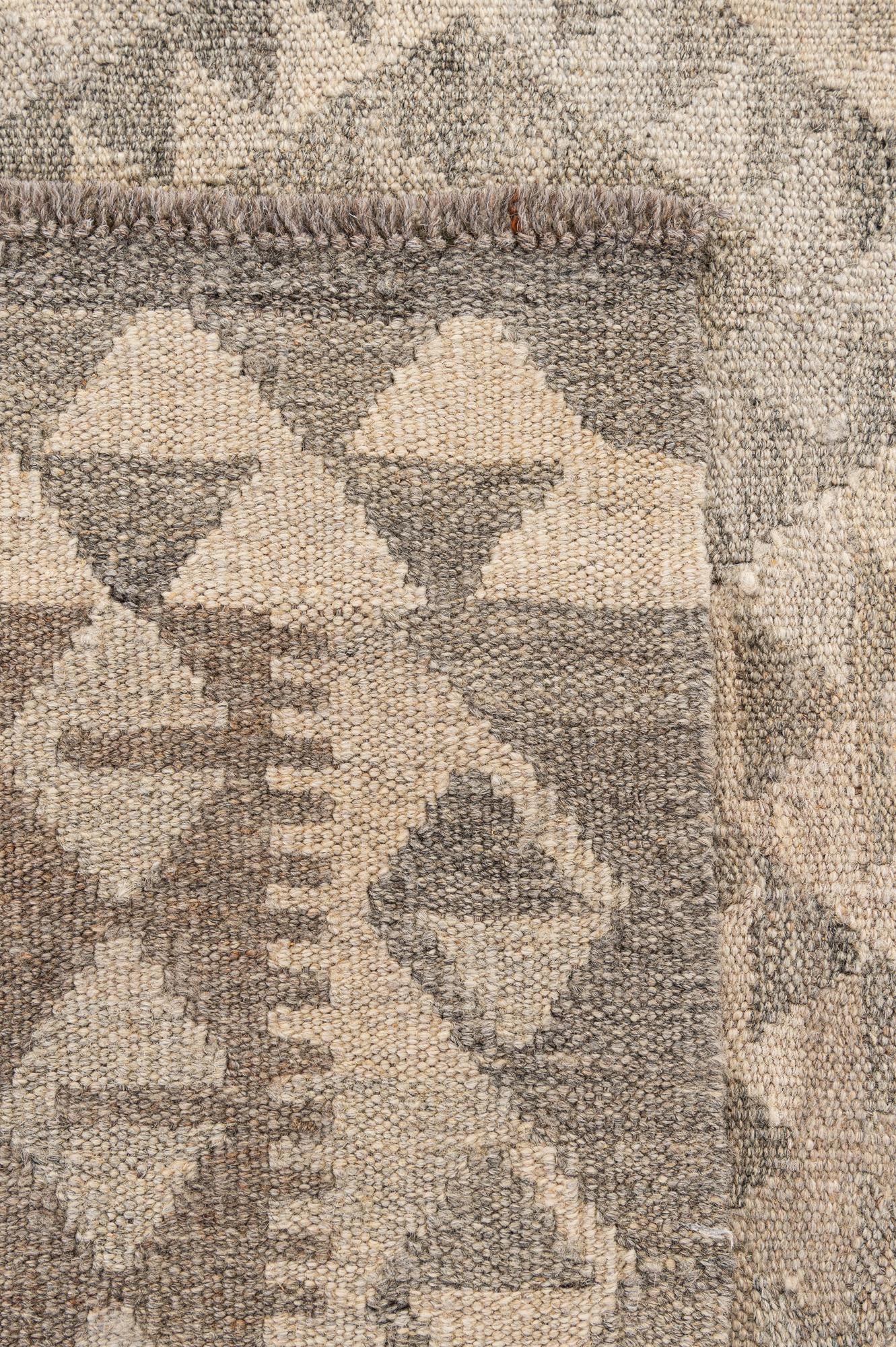 4' 5 x 5' 10 Hand Woven Kilim Maymana Wool Rug