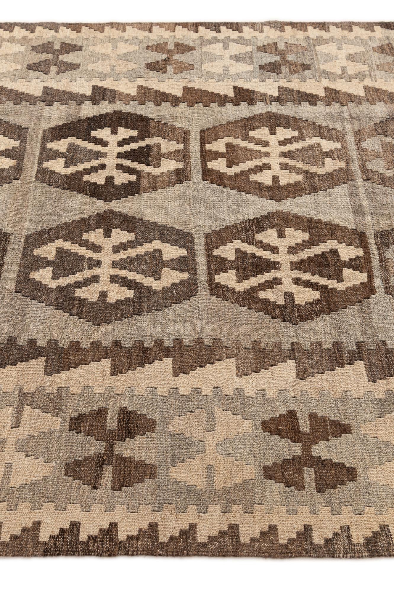 4' 4 x 6' Hand Woven Kilim Maymana Wool Rug