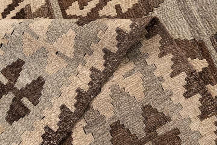 4' 4 x 6' Hand Woven Kilim Maymana Wool Rug
