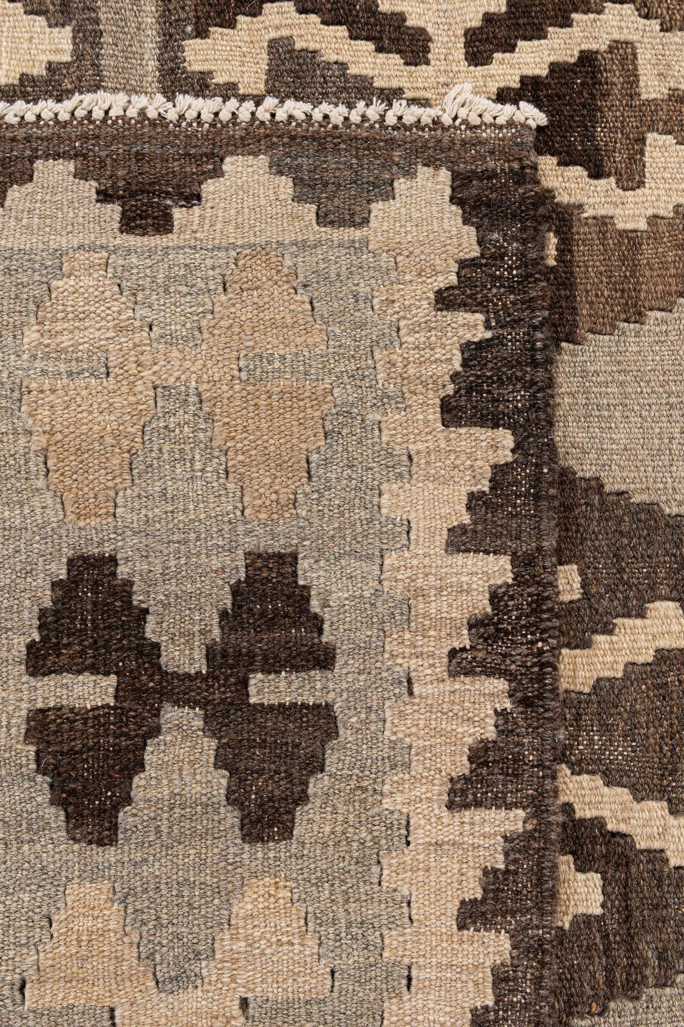 4' 4 x 6' Hand Woven Kilim Maymana Wool Rug