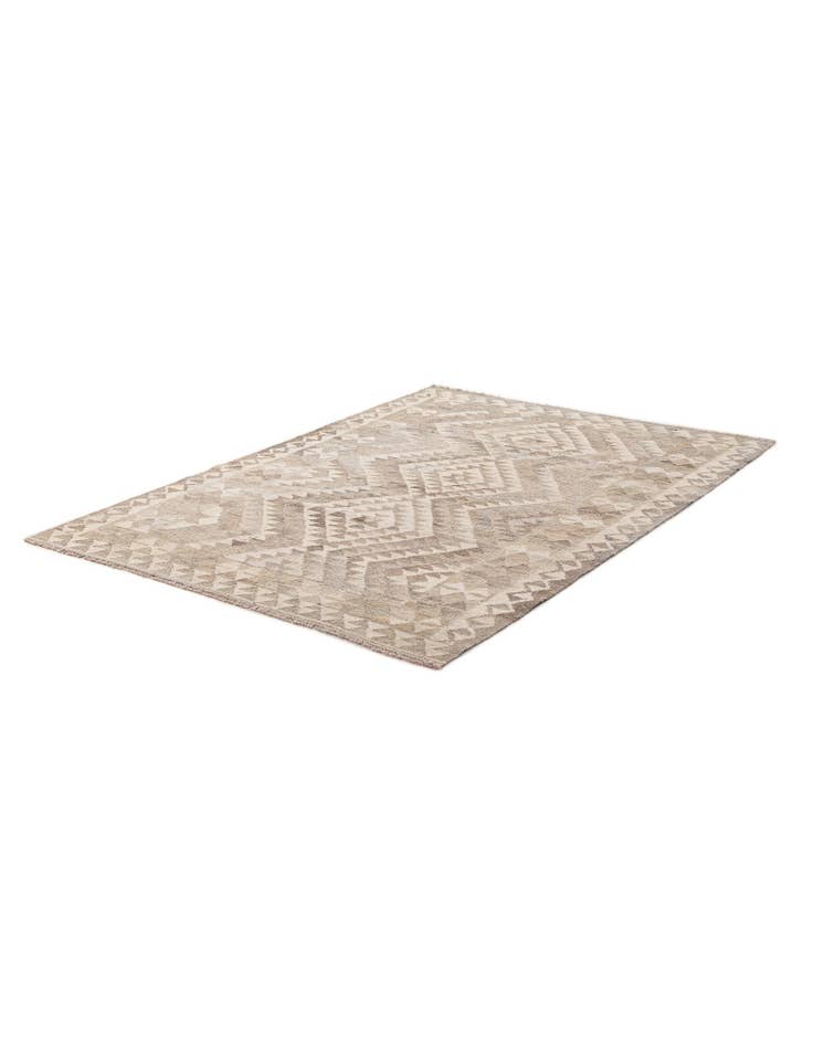 Detail image of 4' 2 x 6' 1 Hand Woven Kilim Maymana Wool Rug