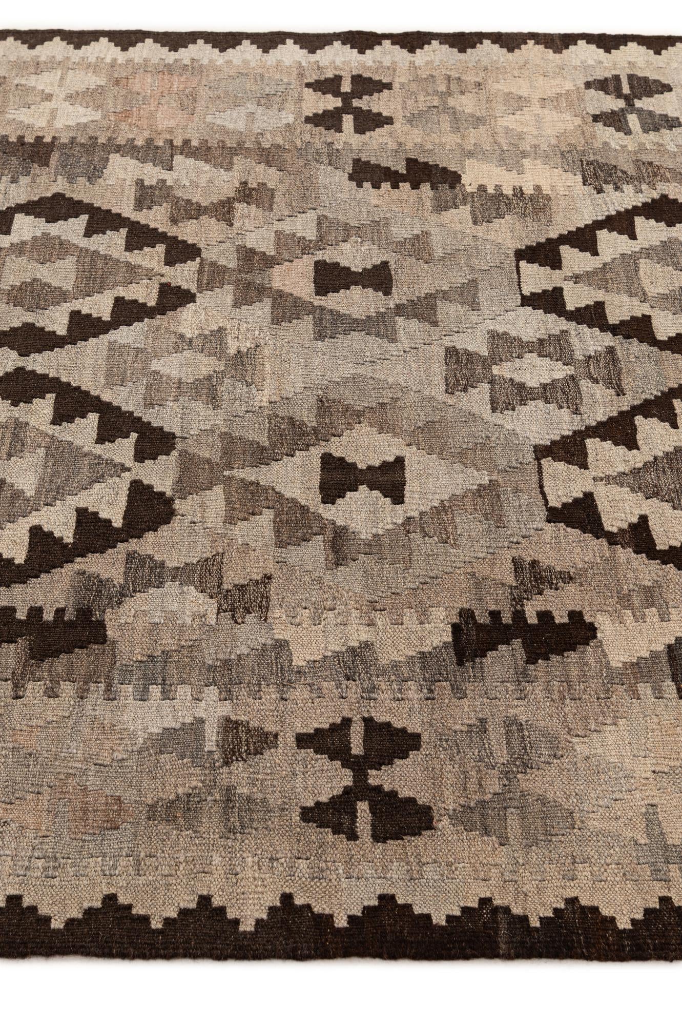 4' 5 x 6' 3 Hand Woven Kilim Maymana Wool Rug