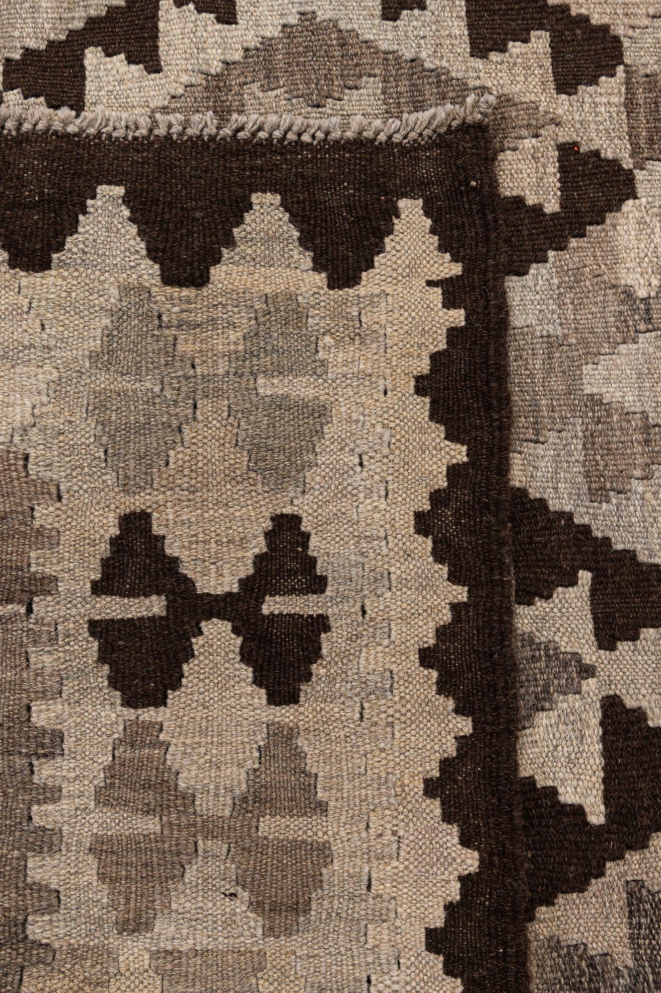 4' 5 x 6' 3 Hand Woven Kilim Maymana Wool Rug