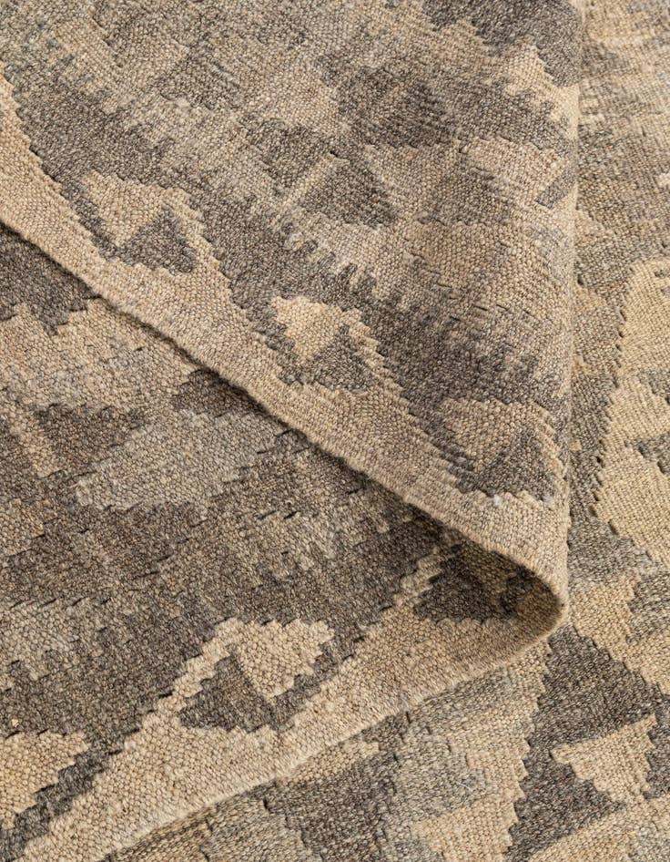 Detail image of 4' 1 x 6' 2  Hand Woven Kilim Maymana Wool Rug