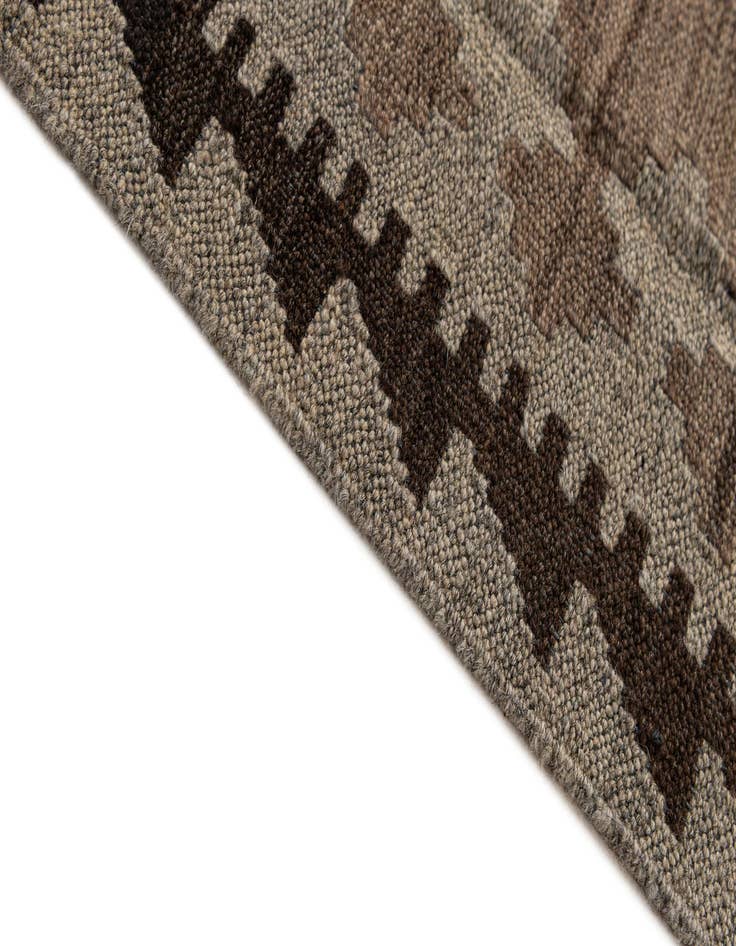 Detail image of 4' 1 x 6' 2  Hand Woven Kilim Maymana Wool Rug