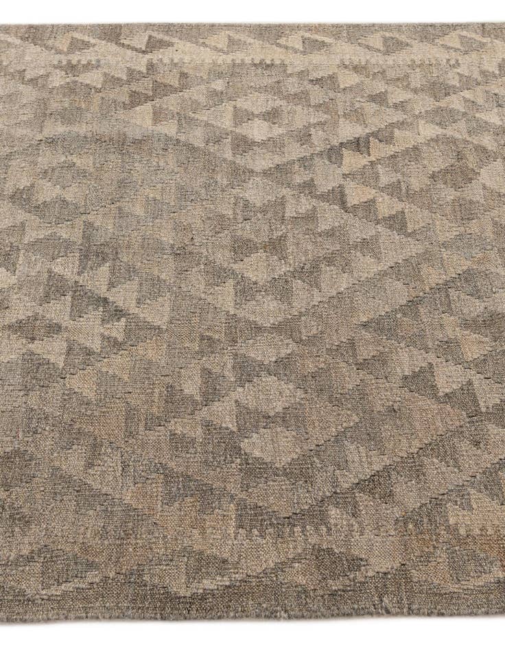 Detail image of 4' 3 x 6' 3  Hand Woven Kilim Maymana Wool Rug