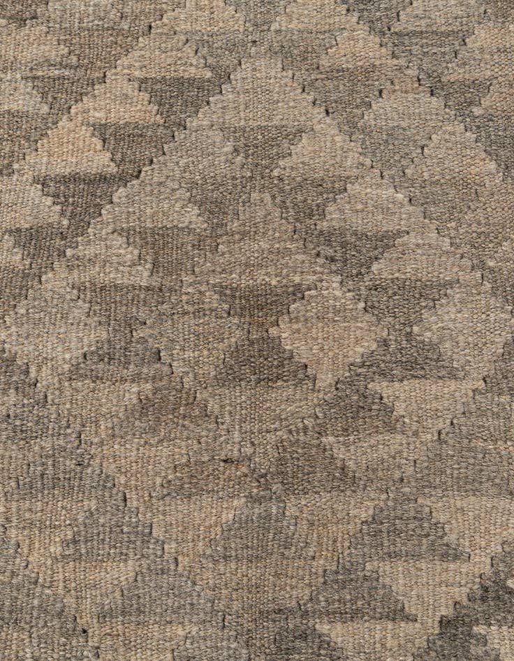 Detail image of 4' 3 x 6' 3  Hand Woven Kilim Maymana Wool Rug