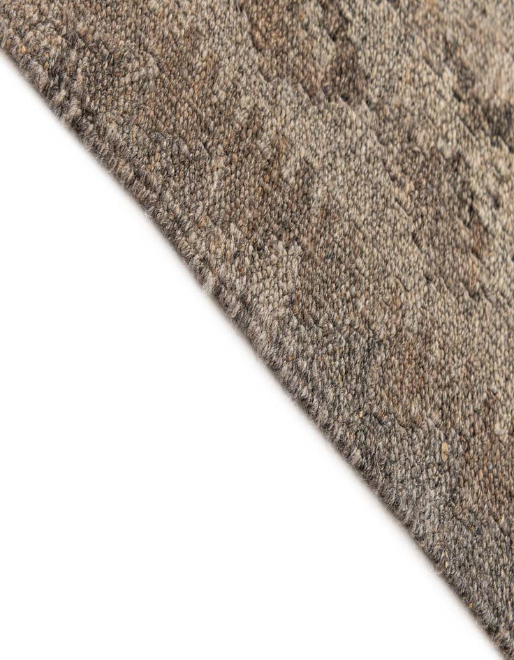 Detail image of 4' 3 x 6' 6  Hand Woven Kilim Maymana Wool Rug