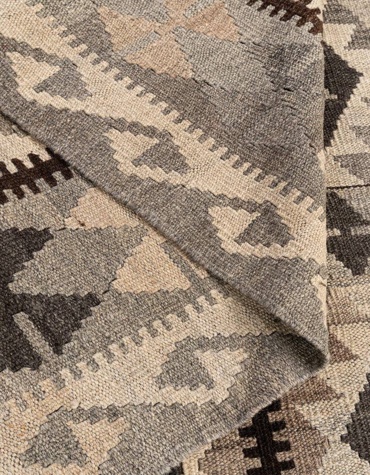 Detail image of 4' 3 x 7'  Hand Woven Kilim Maymana Wool Rug