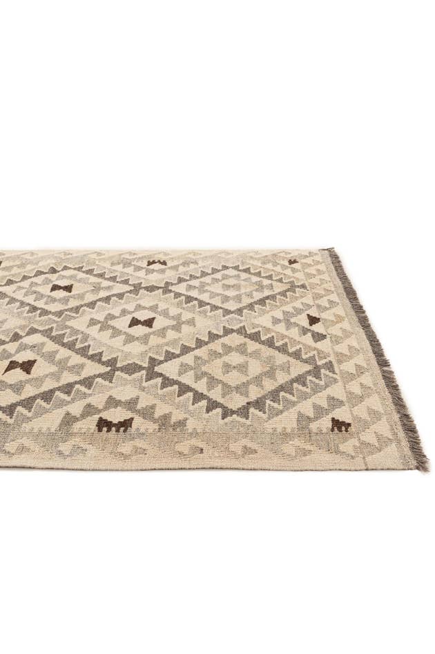 Detail image of 3' 5 x 4' 10 Hand Woven Kilim Maymana Wool Rug