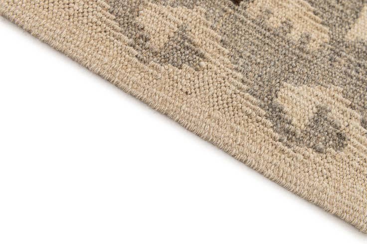 Detail image of 3' 5 x 4' 10 Hand Woven Kilim Maymana Wool Rug