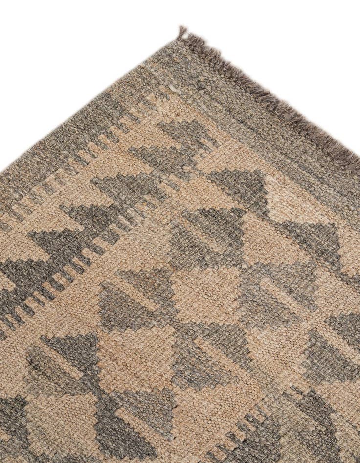 Detail image of 4' 8 x 6' 5  Hand Woven Kilim Maymana Wool Rug