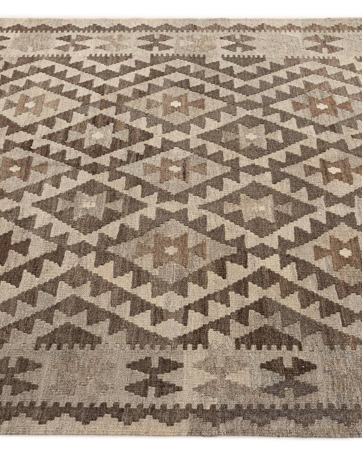 Detail image of 4' 8 x 6' 8  Hand Woven Kilim Maymana Wool Rug