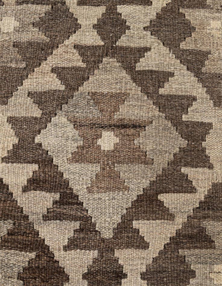 Detail image of 4' 8 x 6' 8  Hand Woven Kilim Maymana Wool Rug