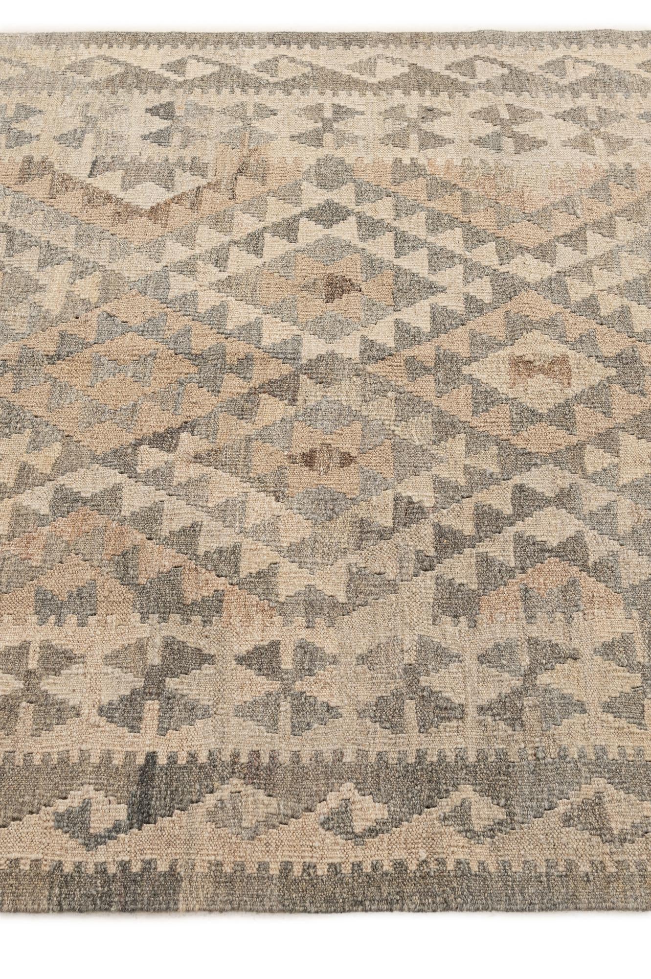 4' 9 x 7' 7 Hand Woven Kilim Maymana Wool Rug