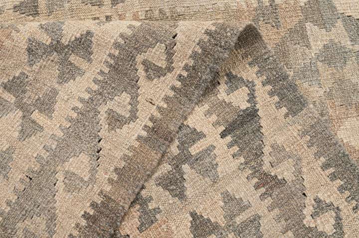 4' 9 x 7' 7 Hand Woven Kilim Maymana Wool Rug