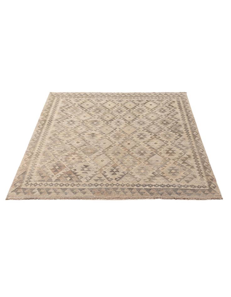 Detail image of 5' 2 x 6' 5 Hand Woven Kilim Maymana Wool Rug