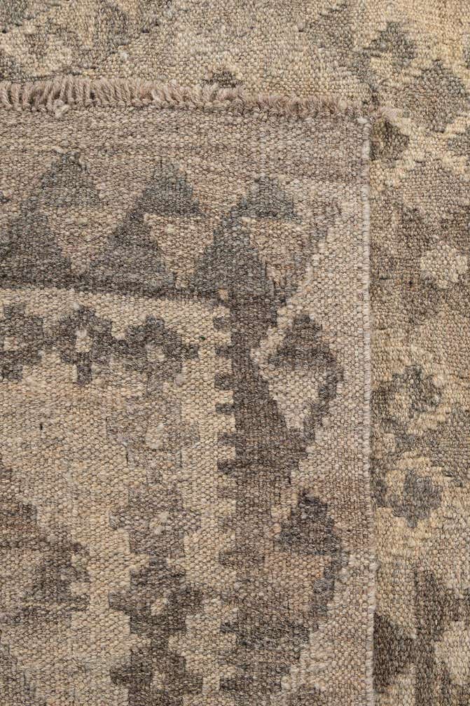 5' 2 x 6' 5 Hand Woven Kilim Maymana Wool Rug