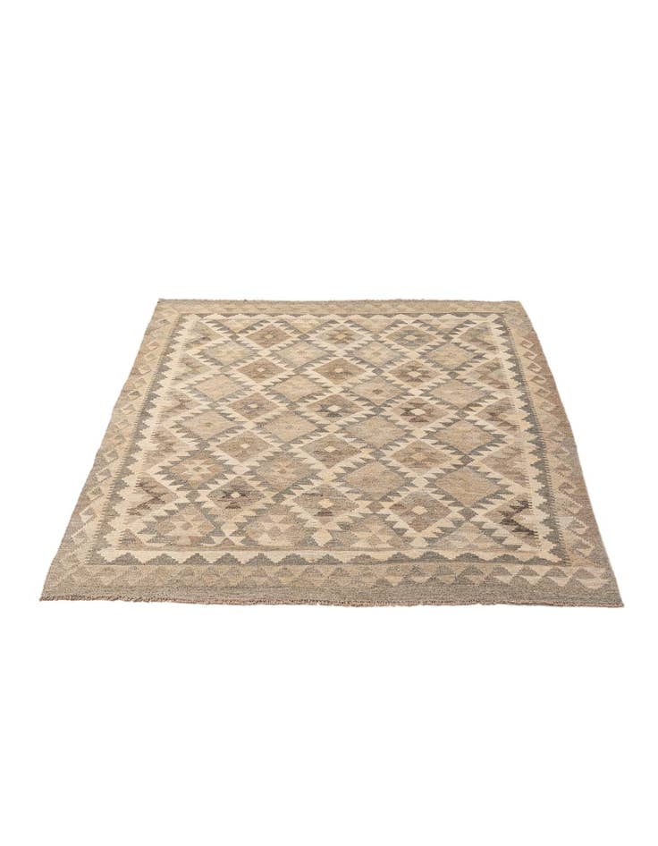 Detail image of 5' x 6' 7 Hand Woven Kilim Maymana Wool Rug