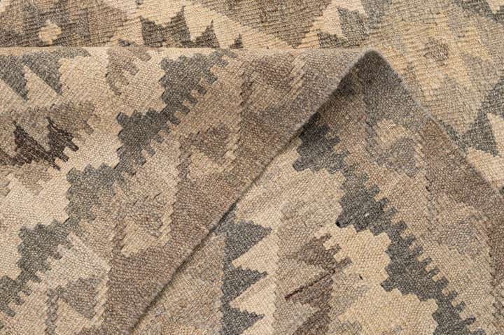 5' x 6' 7 Hand Woven Kilim Maymana Wool Rug