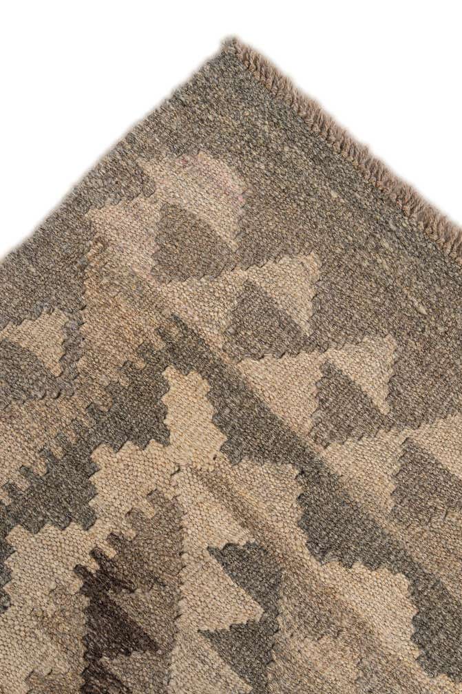 5' x 6' 7 Hand Woven Kilim Maymana Wool Rug