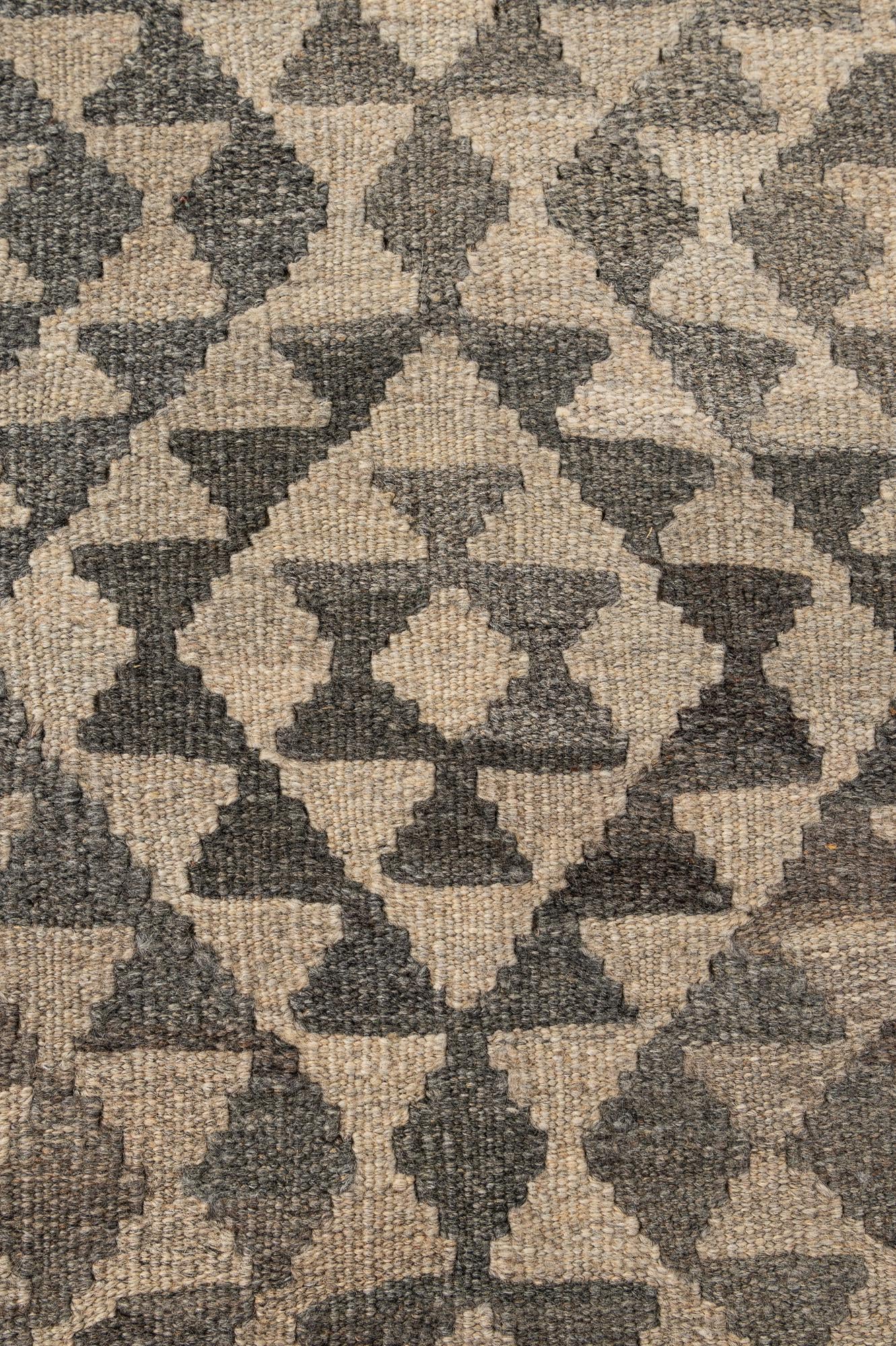 4' 11 x 6' 3 Hand Woven Kilim Maymana Wool Rug