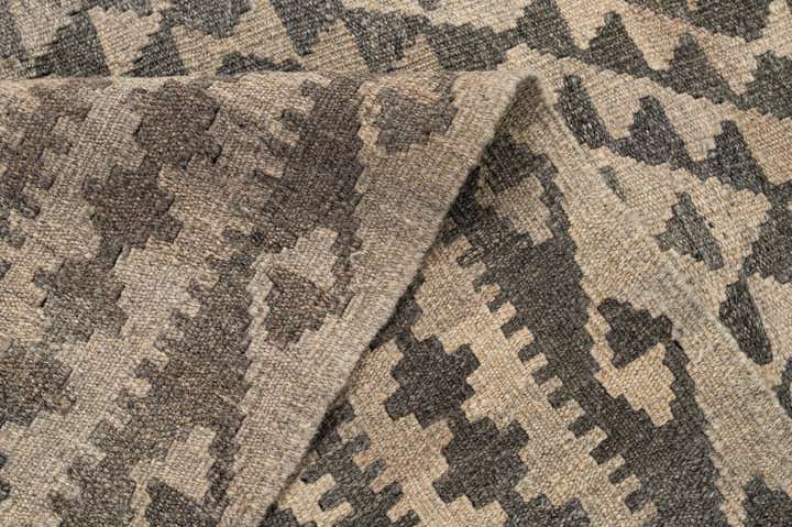 4' 11 x 6' 3 Hand Woven Kilim Maymana Wool Rug