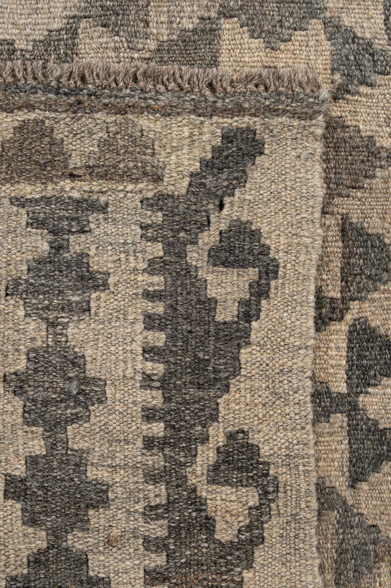 4' 11 x 6' 3 Hand Woven Kilim Maymana Wool Rug