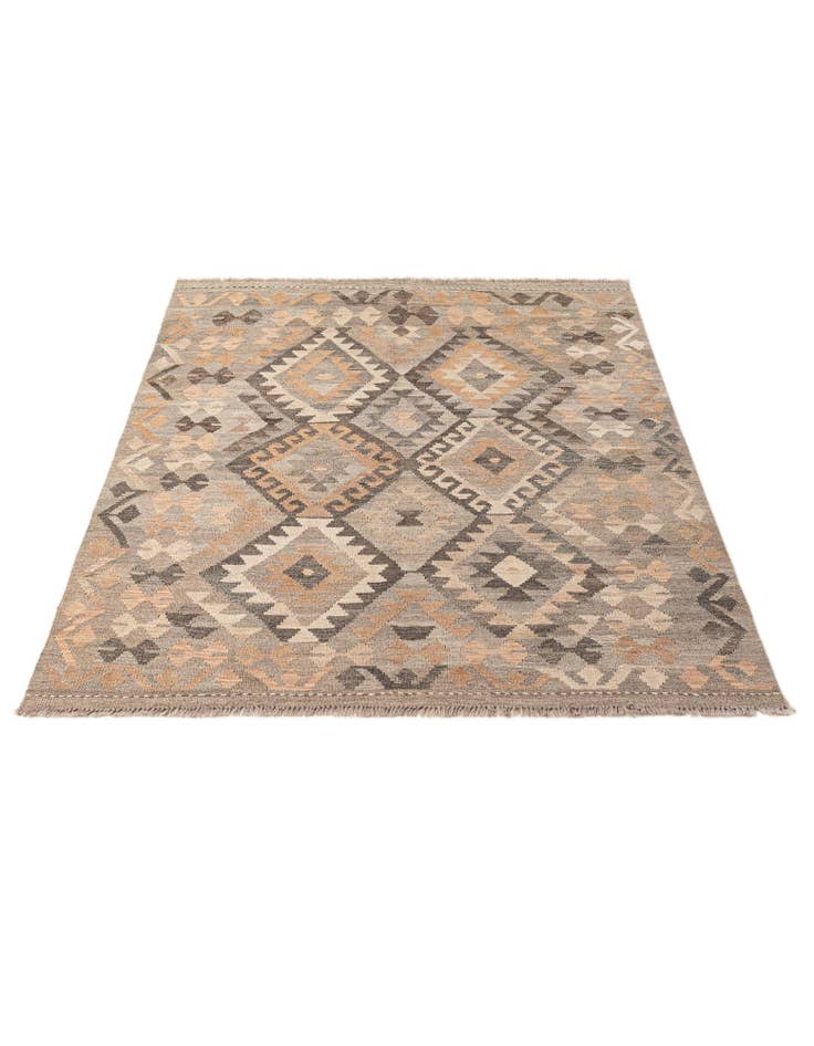 Detail image of 4' 10 x 6' 4 Hand Woven Kilim Maymana Wool Rug