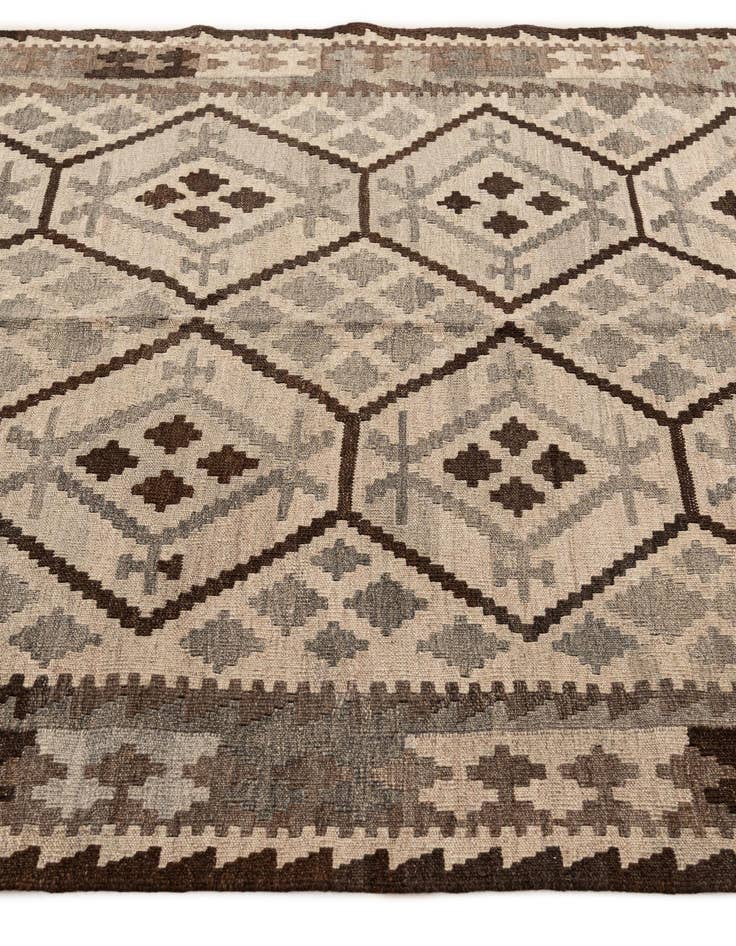 Detail image of 4' 11 x 6' 3  Hand Woven Kilim Maymana Wool Rug