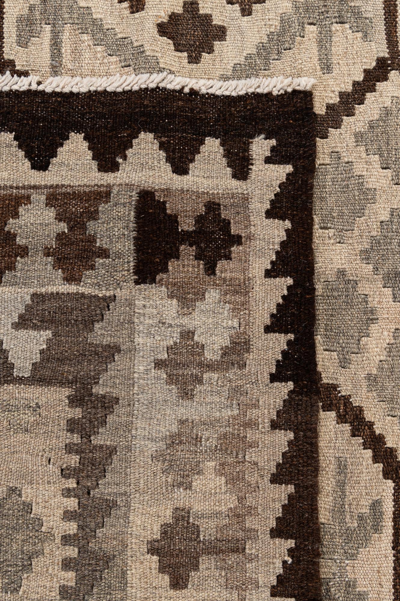 4' 11 x 6' 3 Hand Woven Kilim Maymana Wool Rug