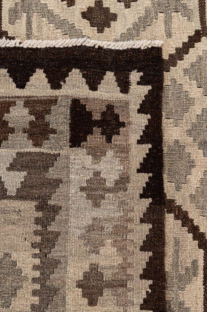4' 11 x 6' 3 Hand Woven Kilim Maymana Wool Rug