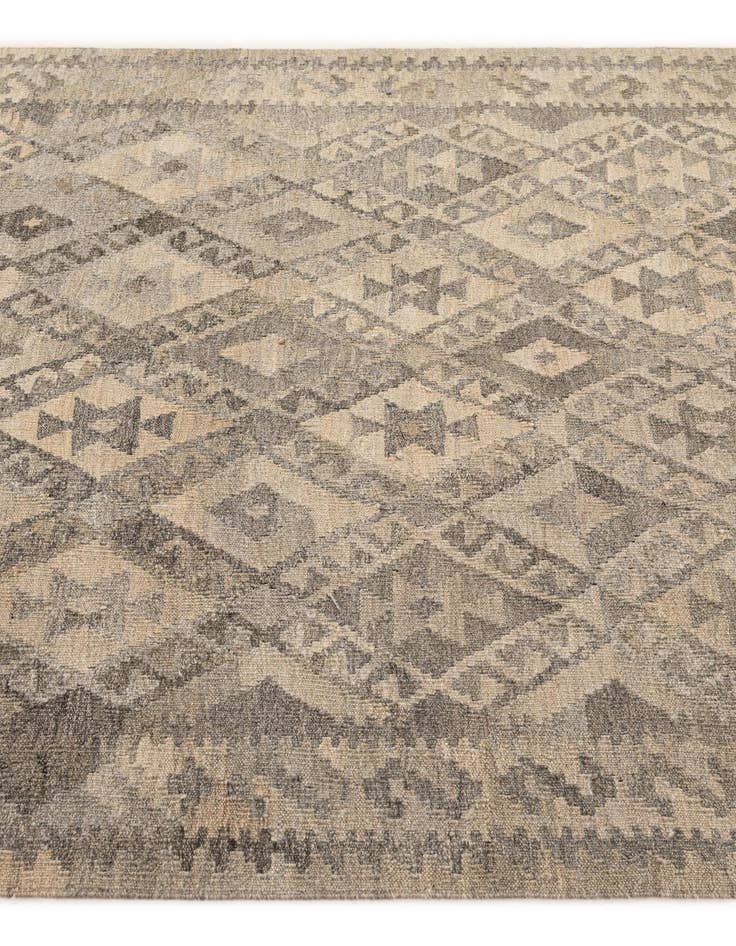 Detail image of 4' 11 x 6' 7  Hand Woven Kilim Maymana Wool Rug