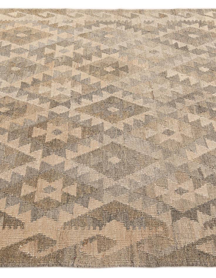 Detail image of 5' 1 x 6' 5  Hand Woven Kilim Maymana Wool Rug