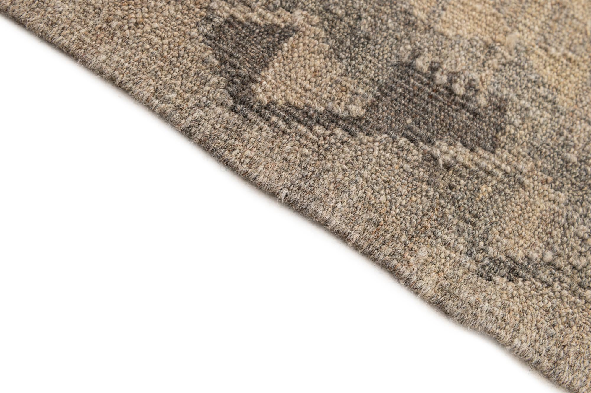 5' x 6' 6 Hand Woven Kilim Maymana Wool Rug
