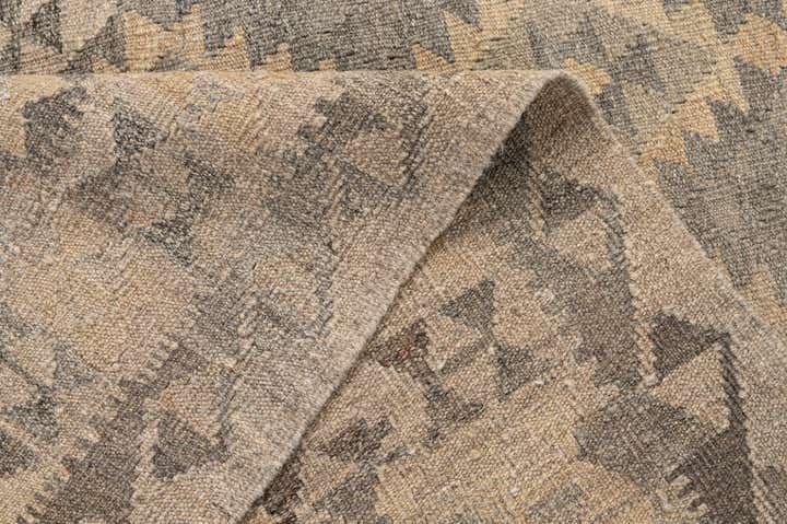 5' x 6' 6 Hand Woven Kilim Maymana Wool Rug