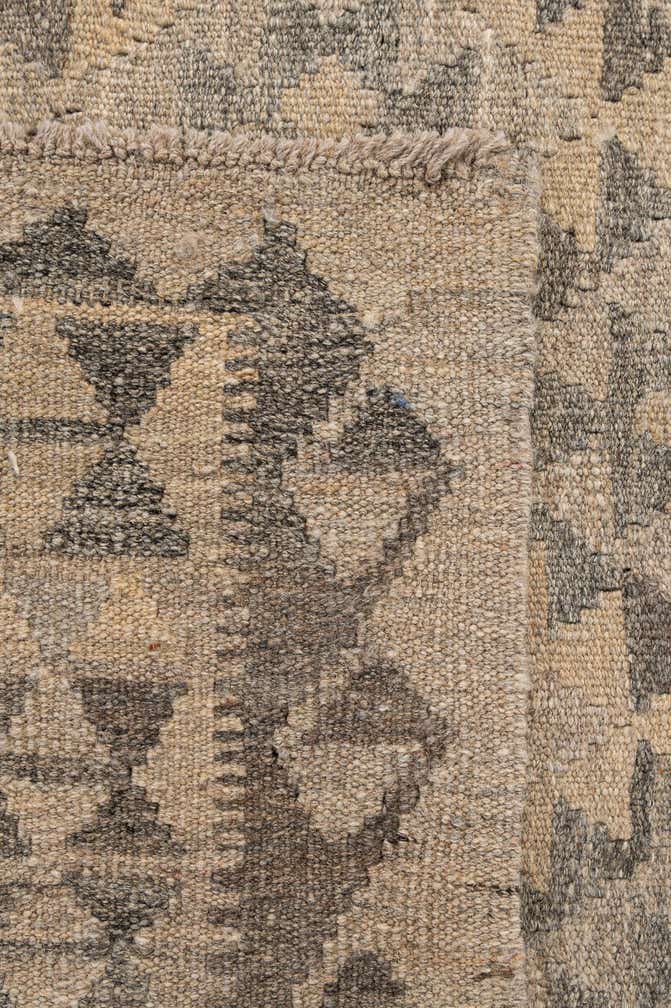 5' x 6' 6 Hand Woven Kilim Maymana Wool Rug