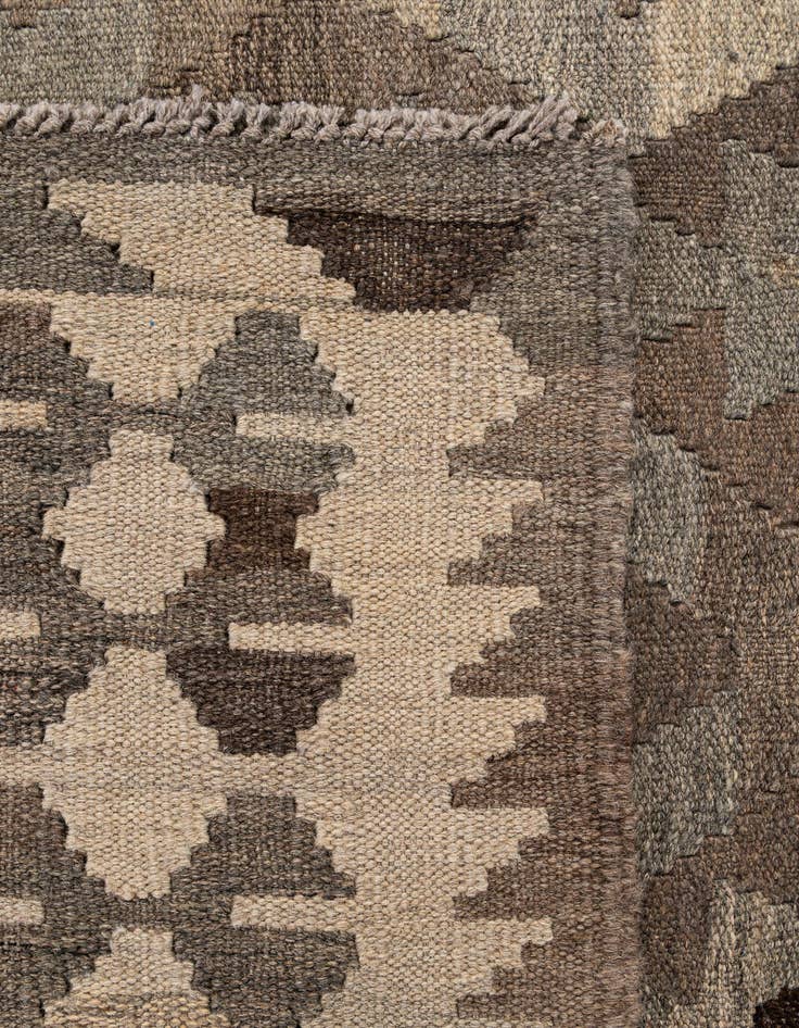 Detail image of 5' x 6' 7  Hand Woven Kilim Maymana Wool Rug