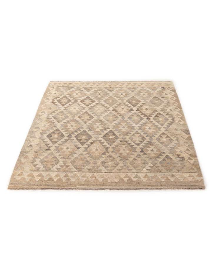 5' 2 x 6' 7 Hand Woven Kilim Maymana Wool Rug