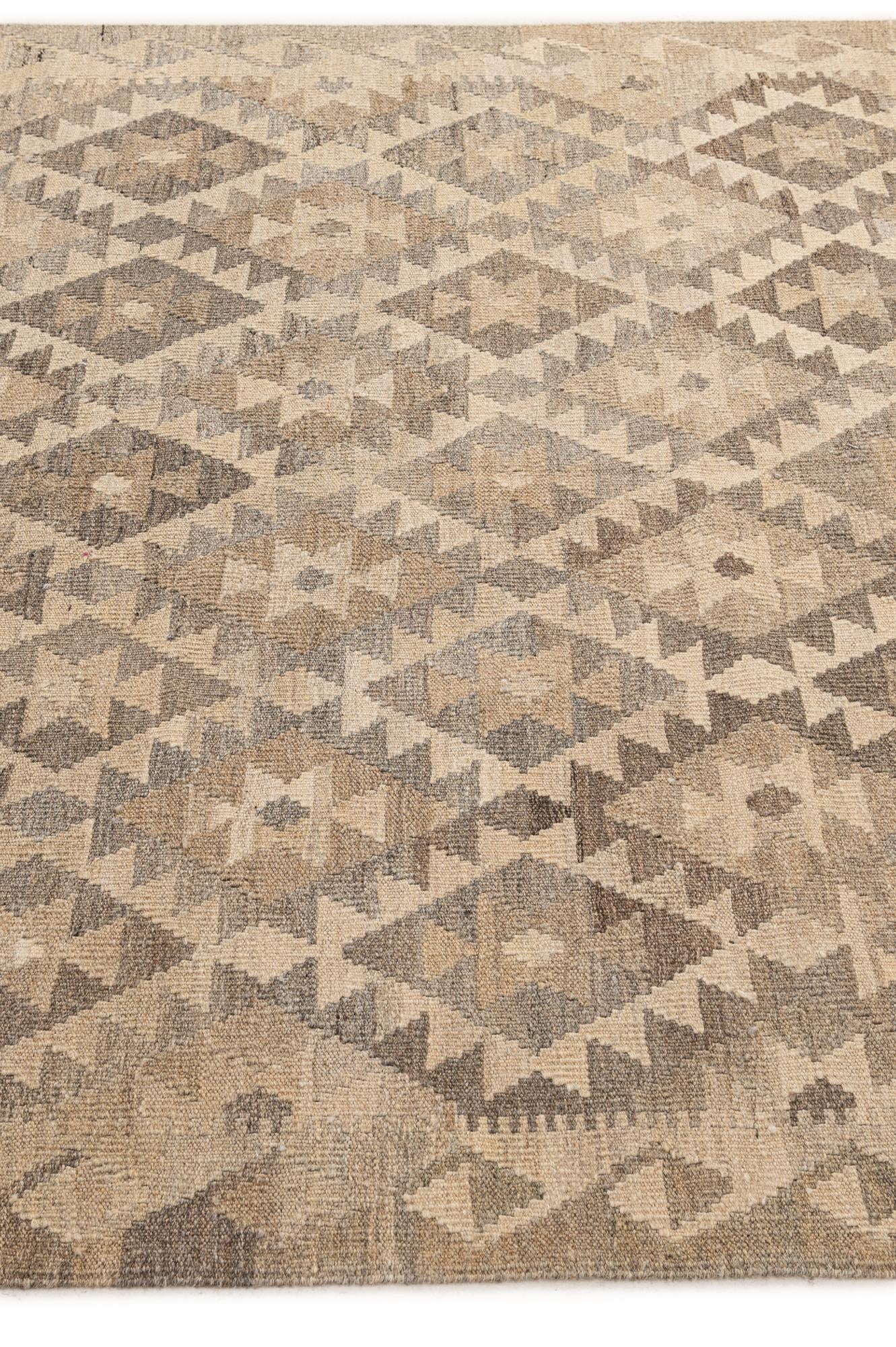 5' 2 x 6' 7 Hand Woven Kilim Maymana Wool Rug