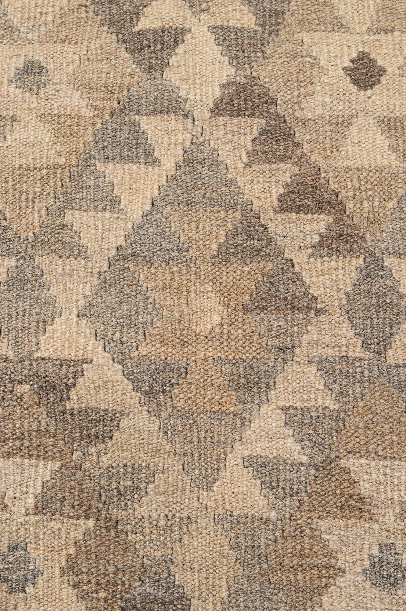 5' 2 x 6' 7 Hand Woven Kilim Maymana Wool Rug