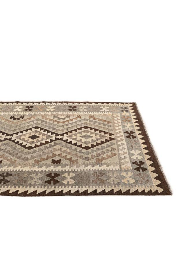 Detail image of 5' x 6' 4 Hand Woven Kilim Maymana Wool Rug